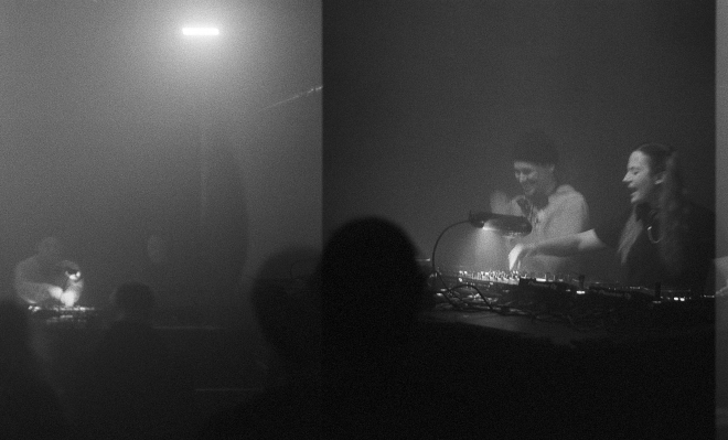 9 WAVES TOUR, Neffa-T, Commodo, Fuchs2, Praha, WZ